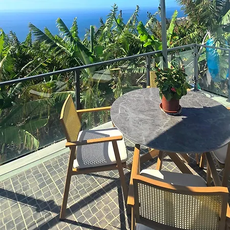 Isa's Pier View House