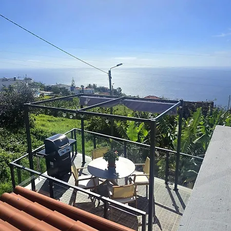 Isa's Pier View House Nyaraló Ribeira Brava