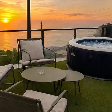 Isa's Pier View House Ribeira Brava