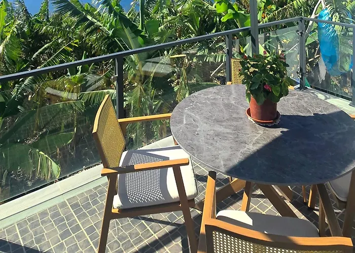 Isa's Pier View House